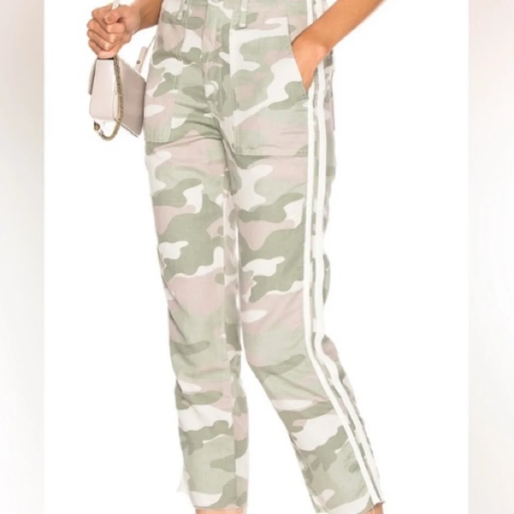 MOTHER The Shaker Chop Crop Fray Pants - Picture 5 of 12